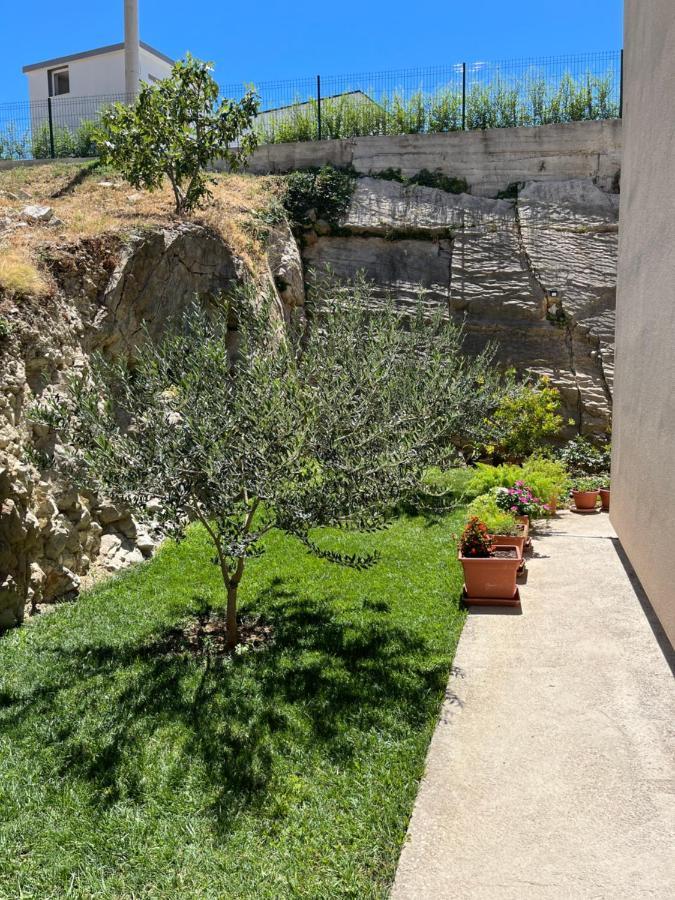 Apartmani Miki Split Exterior photo